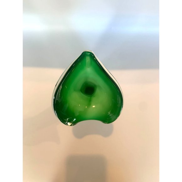 Vintage Jack In The Pulpit Green and White 9 In Italy Art Glass Hand Blown Vase - Picture 7 of 9